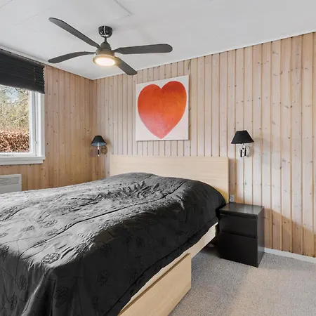 Amazing Home In Holbaek With Sauna 펜션 Holbæk